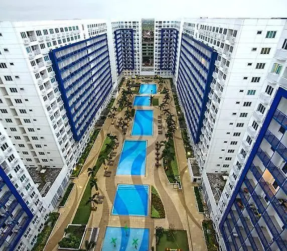 Sea Residences Moa 5* Manila